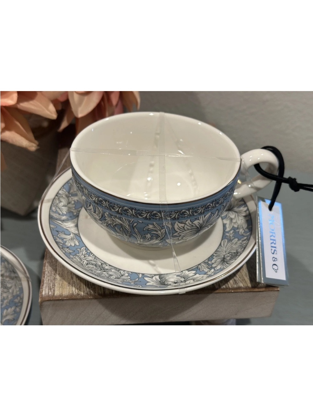 Morris & Co Teacup & Saucer Set of 2
Blue Floral Chrysanthemum Gold Trim
New - Picture 4 of 10